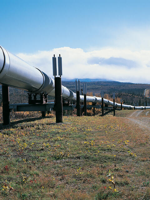 image of an oil pipeline